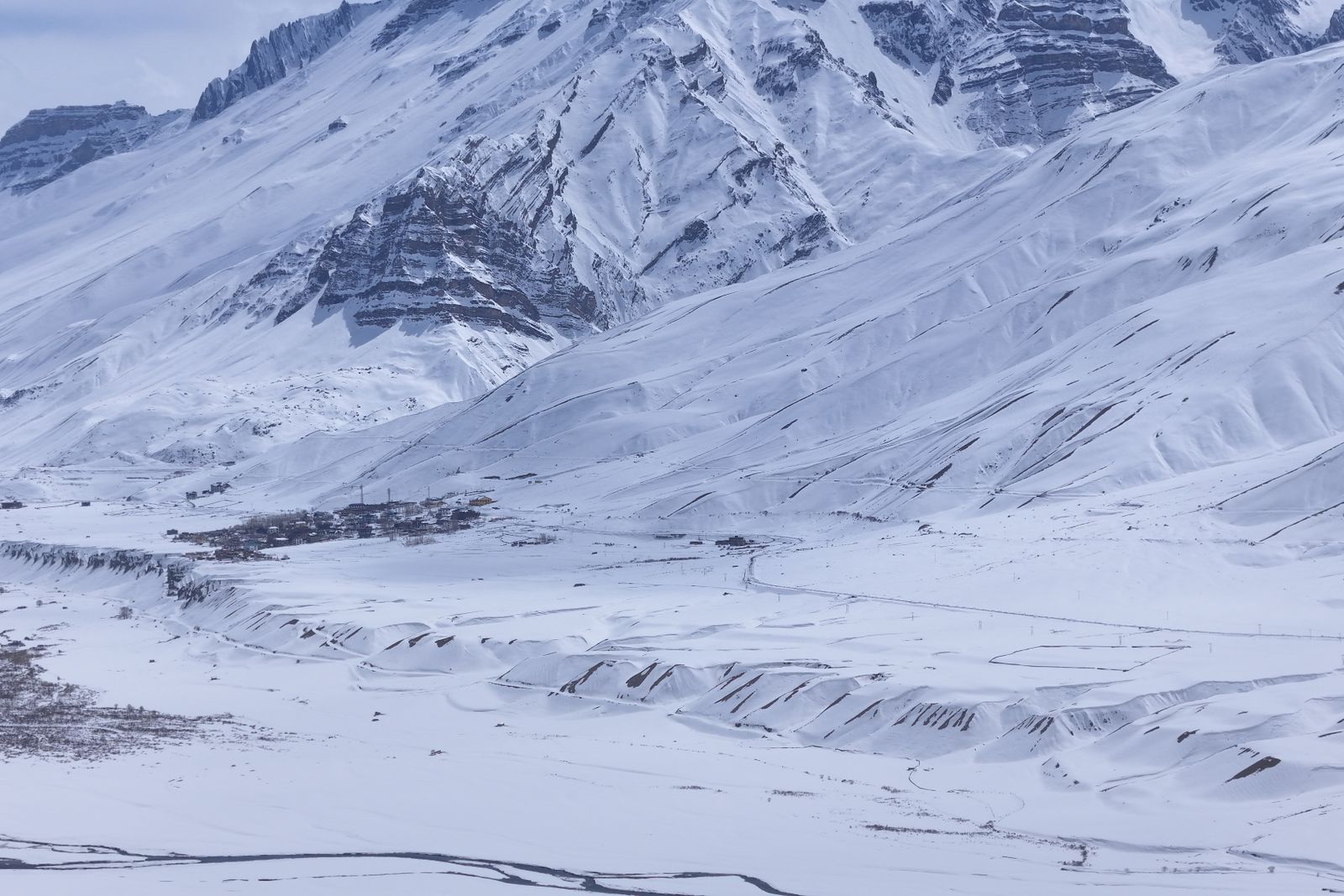 Auli skiing slopes in the Himalayas